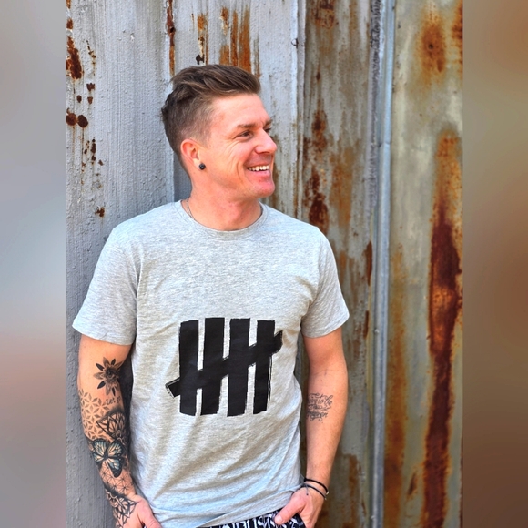 Meet your Posher, Chad - Picture 1 of 1